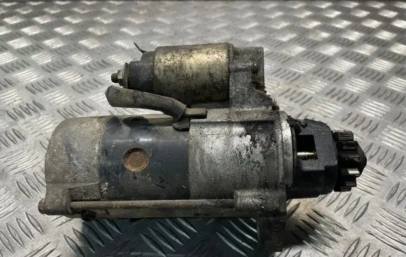 Nissan X-Trail T30 Starter motor 233008H801 M008T71471