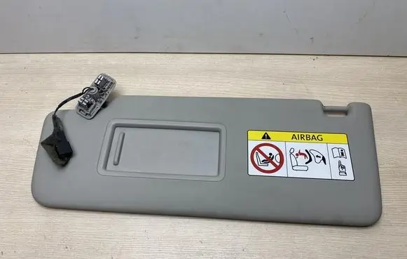 Volkswagen Tiguan Sun visor 