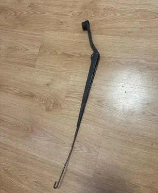 KIA Sorento Front wiper blade arm