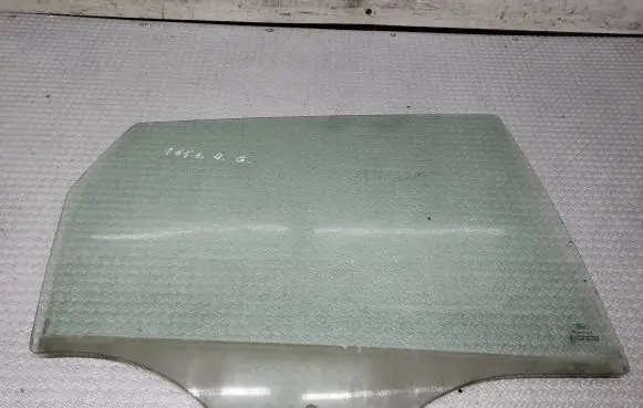 Ford Fiesta Rear door window glass