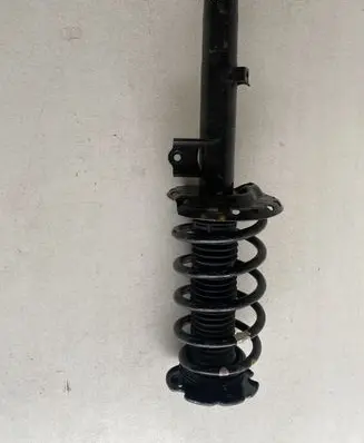 Land Rover Discovery Sport Front shock absorber/damper LK7218K001AC