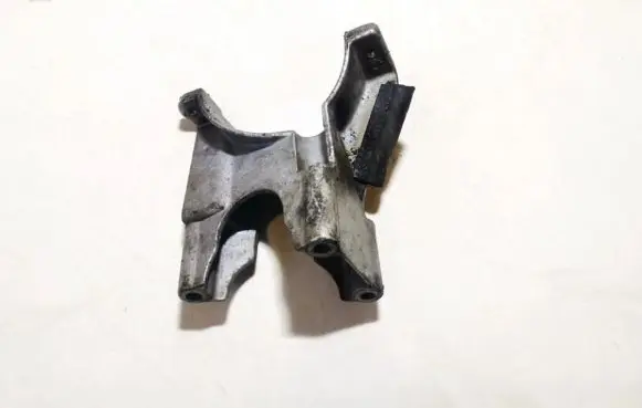 Peugeot 607 Engine mounting bracket 9642089680
