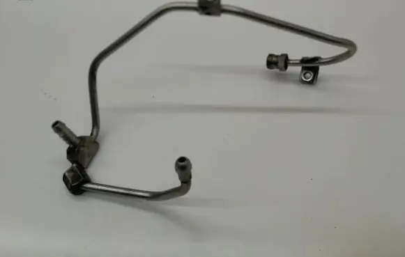 Audi A6 S6 C6 4F Fuel main line pipe 06D127509N