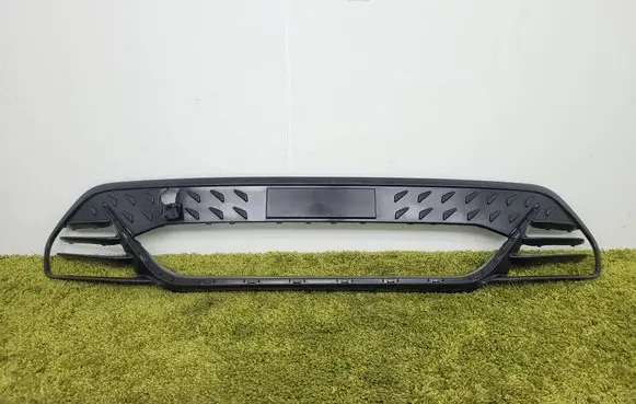Cupra Born Front bumper lower grill 10e805903c