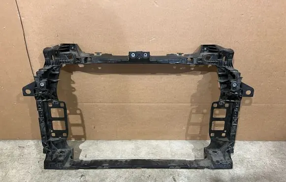 Audi Q8 Front bodywork piece 4M0805594F