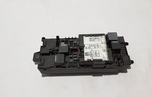 Land Rover Range Rover L405 Fuse module JPLA14A073BB