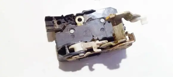 Renault Clio I Rear door lock