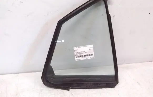 Rear vent window glass