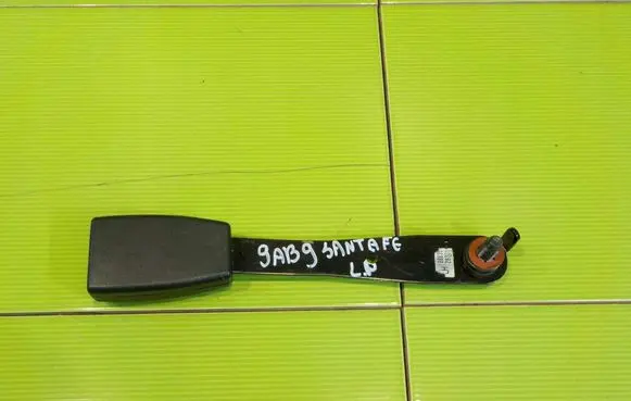 Hyundai Santa Fe Front seatbelt 888302B301 9AB9