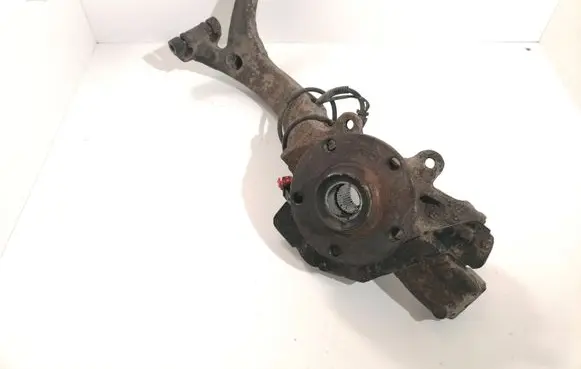 Audi A6 S6 C5 4B Front wheel hub spindle knuckle