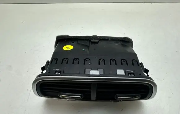 Audi A7 S7 4G Rear air vent grill 4G0819203