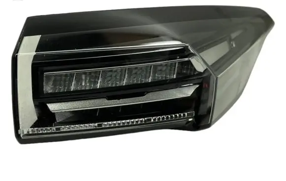 Peugeot 308 Rear/tail lights 9835299280