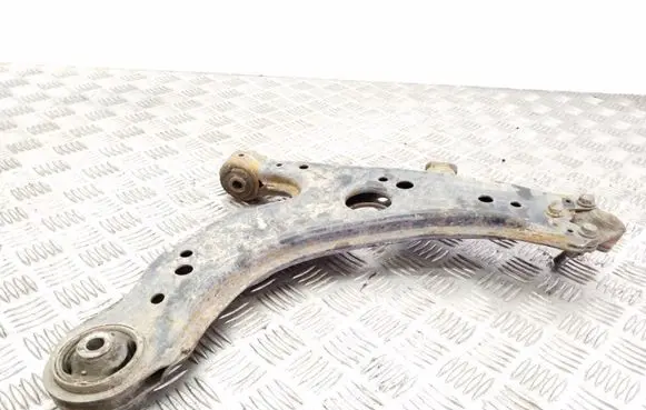 Volkswagen Golf IV Front lower control arm/wishbone
