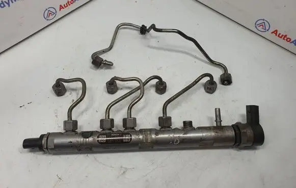 BMW 3 E90 E91 Fuel injector supply line/pipe 0445214183 13537809128 7800601