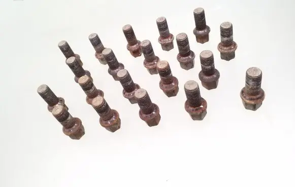 Volkswagen Caddy Nuts/bolts 