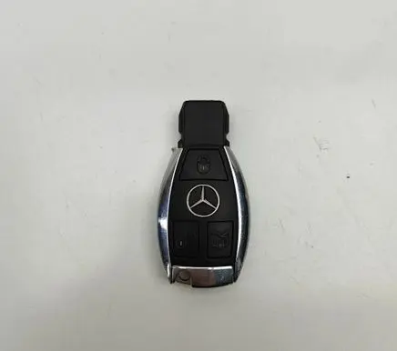 Mercedes-Benz C W204 Ignition key/card 2011DJ1121 A2229054100