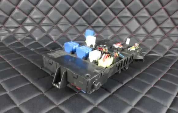 Hyundai Coupe Fuse box set 954902C440 97RAI010015 F005V00785
