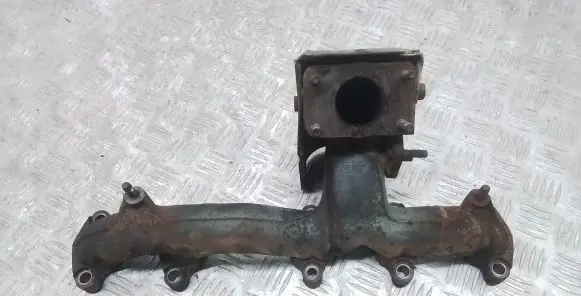 Volkswagen Crafter Exhaust manifold 076253033