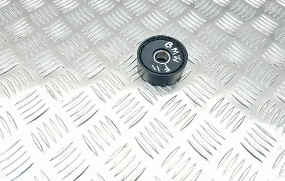 BMW 5 F10 F11 Alternator belt tensioner pulley 000000465