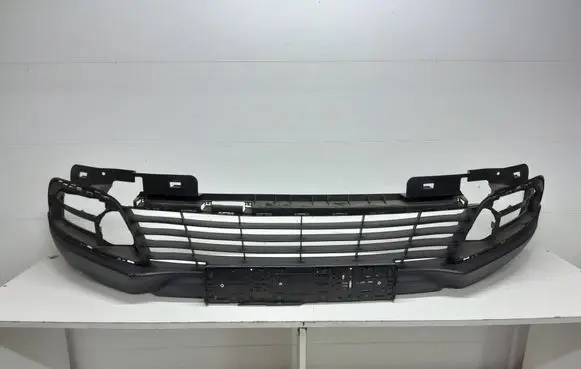 Renault Captur Front bumper 620842933R