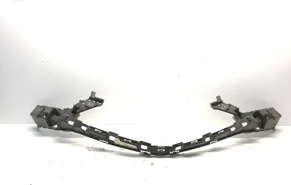 Mercedes-Benz C W205 Front bumper mounting bracket A2058853365