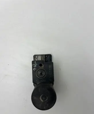 Audi A6 S6 C5 4B Central locking vacuum pump 4A0862257A
