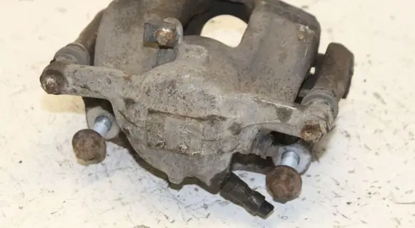 Mercedes-Benz GLA W156 Front brake caliper