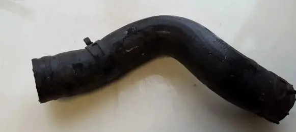 Toyota Avensis T270 Engine coolant pipe/hose