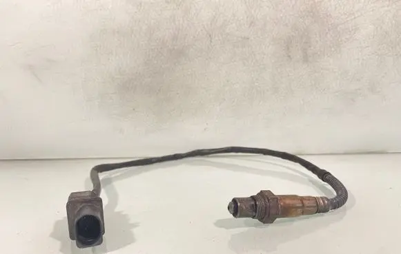 Skoda Octavia Mk2 (1Z) Lambda probe sensor 0281004