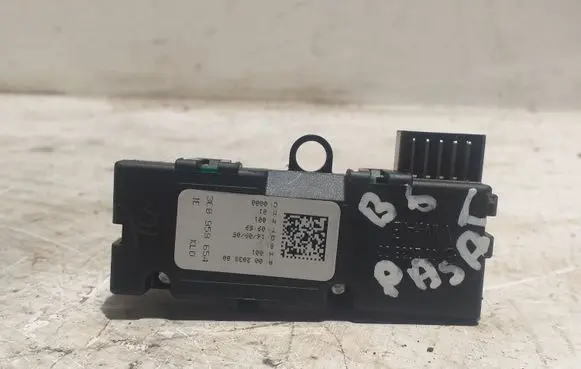 Volkswagen PASSAT B6 Steering angle sensor 3C0959654