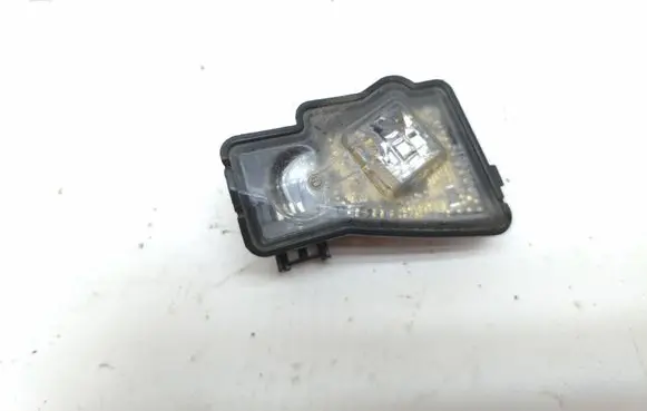 Peugeot 208 II Front door wing mirror part 212930839