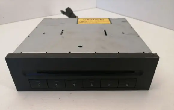 Mercedes-Benz ML W164 CD/DVD changer A2118703889