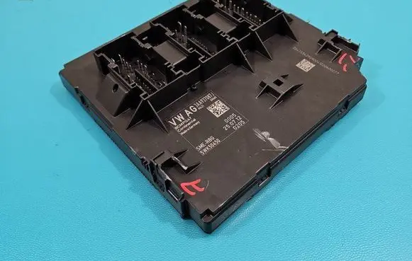 Volkswagen PASSAT CC Central body control module 3AA937087J IMPRK1449674