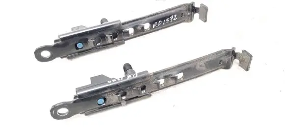 Toyota Avensis T250 Seat belt adjustment rail 