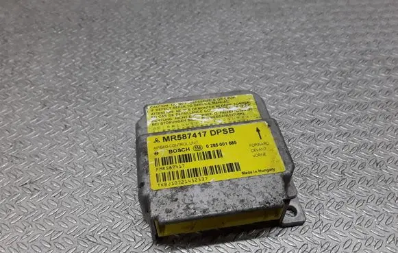 Mitsubishi Colt Airbag control unit/module MR587417 0285001685
