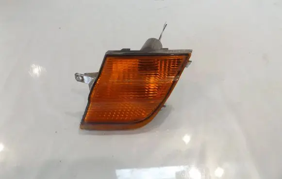 Nissan Micra Front indicator light