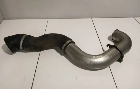 BMW 5 E60 E61 Intercooler hose/pipe 7792490