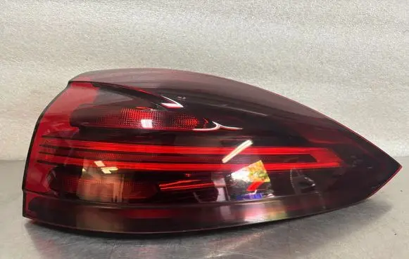 Mercedes-Benz ML W164 Rear/tail lights 7P5945208C