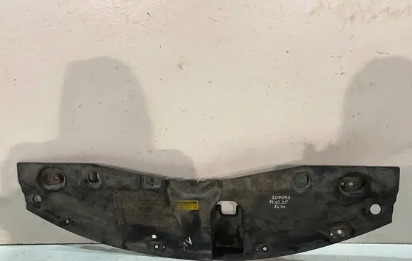 Radiator trim