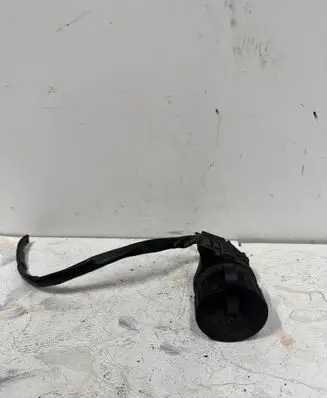 BMW 5 E39 Fuel tank cap trim 1643017025