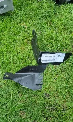 BMW X3 E83 Fender mounting bracket 3403498pmi