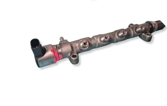 Volkswagen Golf VII Fuel main line pipe 04L130089F 1508090144 04L130764B