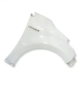 Toyota Yaris XP210 Fender 