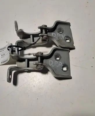 Opel Movano B Front door upper hinge 804000006R