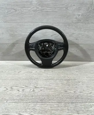 BMW 5 F10 F11 Steering wheel 6102364