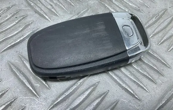 Audi A5 8T 8F Ignition key/card 8K0959754H