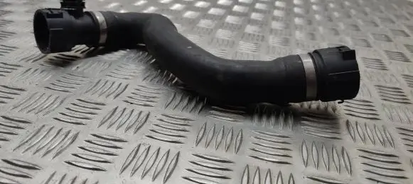 BMW X5 E70 Engine coolant pipe/hose 16185913 7808076