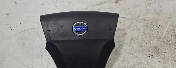 Volvo C30 Steering wheel airbag 30715435 6100233A00 L2911H1080963