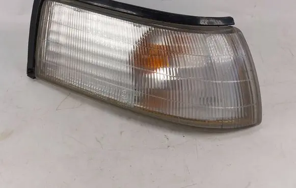 Mazda 626 Front indicator light 01850858B 01850858