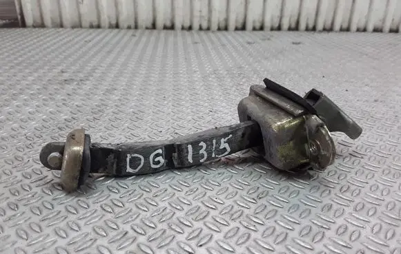 Mitsubishi Space Star Rear door check strap stopper